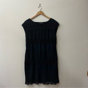THE LIMITED Sleeveless black dress size L Great for Work